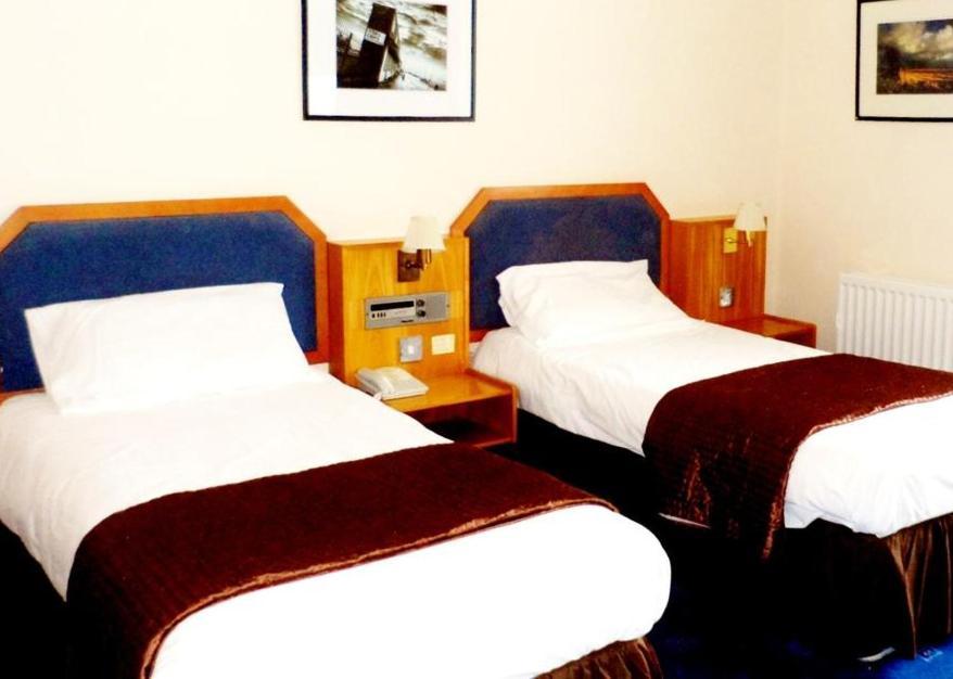غريمسبي The Beeches Hotel الغرفة الصورة